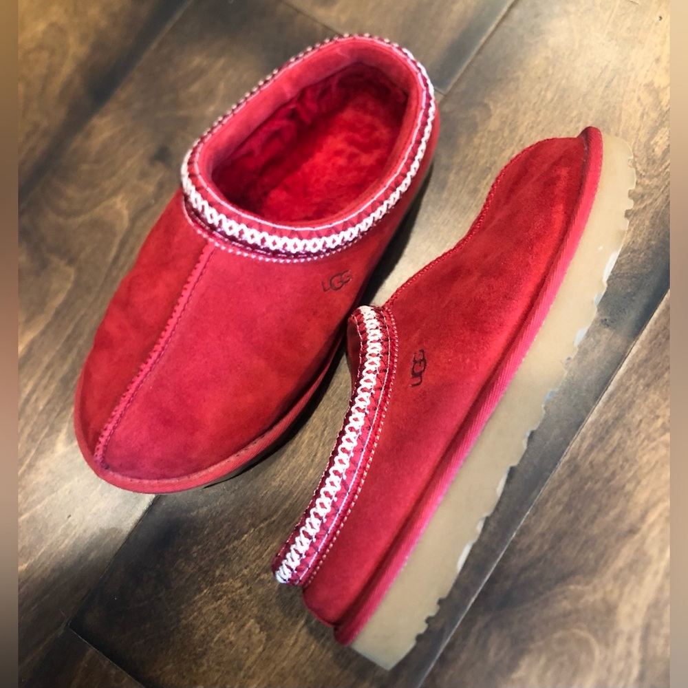 UGG Tasman Slippers - Picture 12 of 16
